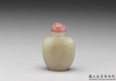 图片[2]-Jade snuff bottle with a floral pattern, Qing dynasty, 18th century-China Archive